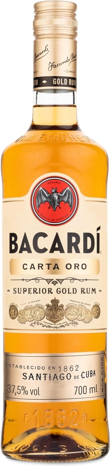 BACARDÍ Carta Oro Superior Gold Rum, Rhum emblématique des Caraïbes, idéal pour les cocktails Cuba Libre, 40 % vol., 70 cl / 700 ml