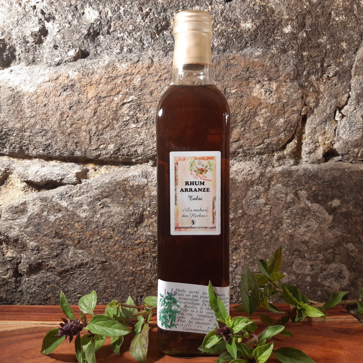 Rhum Arrangé Tulsi – La Maharani des plantes – En direct de Gourmandises Créoles (Côtes d’Armor)