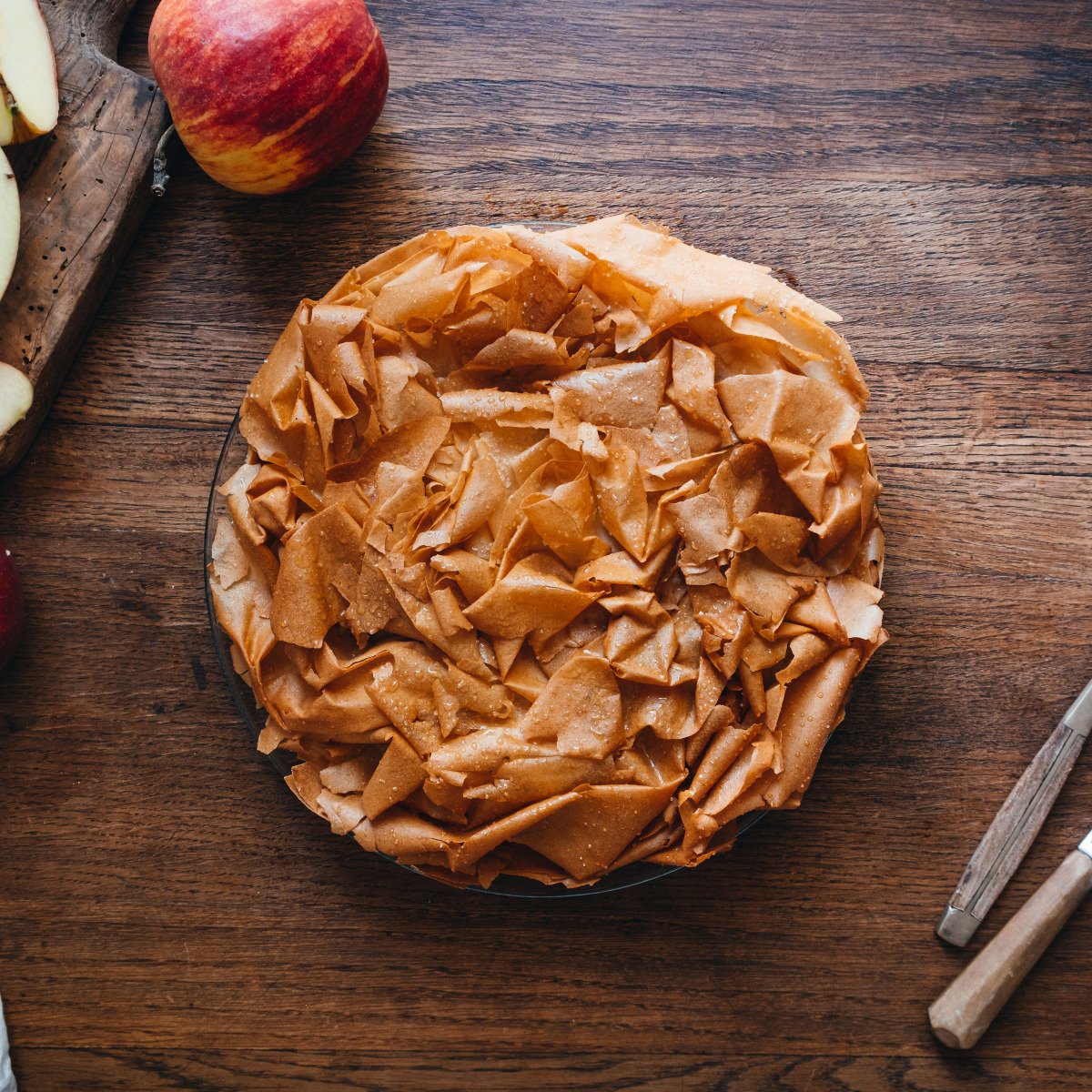 Pastis gascon aux pommes et à l’armagnac cuit frais – 6 parts – En direct de Les Délices d’Aliénor (Gers)